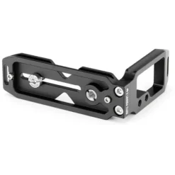 3 Legged Thing L-Brackets><noscript><img width=