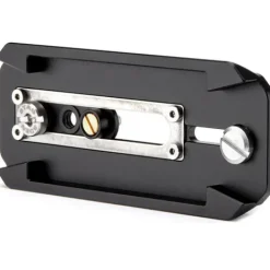 3 Legged Thing Quick Release Plates><noscript><img width=