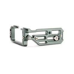 3 Legged Thing L-Brackets><noscript><img width=