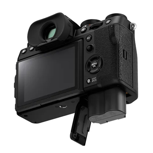 Fujifilm Mirrorless Cameras>X-T5 Black + XF 16-80mm f/4 R OIS WR Lens