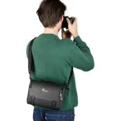 Lowepro Slings, Shoulder & Messenger Bags><noscript><img width=