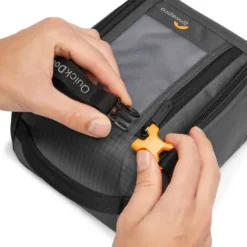 Lowepro Slings, Shoulder & Messenger Bags><noscript><img width=