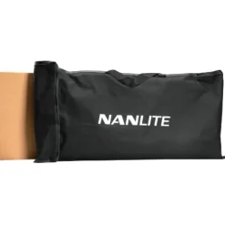 Nanlite Reflectors, Softboxes & Umbrellas><noscript><img width=