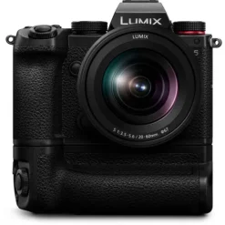Panasonic Battery Grips>Battery Grip for S5 - DMW-BGS5E