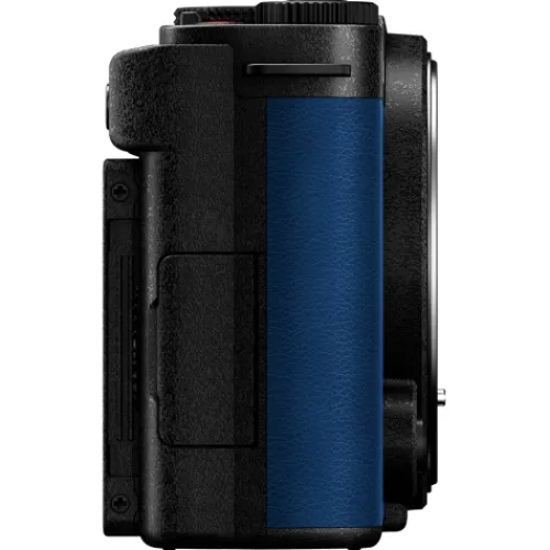 Panasonic Mirrorless Cameras>Lumix S9 Full Frame Mirrorless Camera with 28-200mm Kit - Night Blue