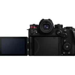 Panasonic Mirrorless Cameras><noscript><img width=