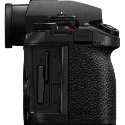 Panasonic Mirrorless Cameras><noscript><img width=