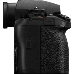 Panasonic Mirrorless Cameras><noscript><img width=