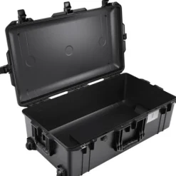 Pelican Hard Cases>1615 Air Camera Case No Foam - Black