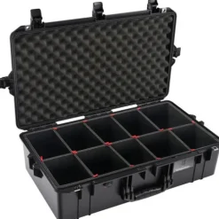 Pelican Hard Cases>1605 Air Case Black With TrekPak Divider System
