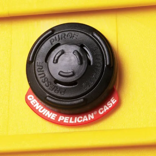 Pelican Hard Cases>1400 Camera Case with Foam - Yellow