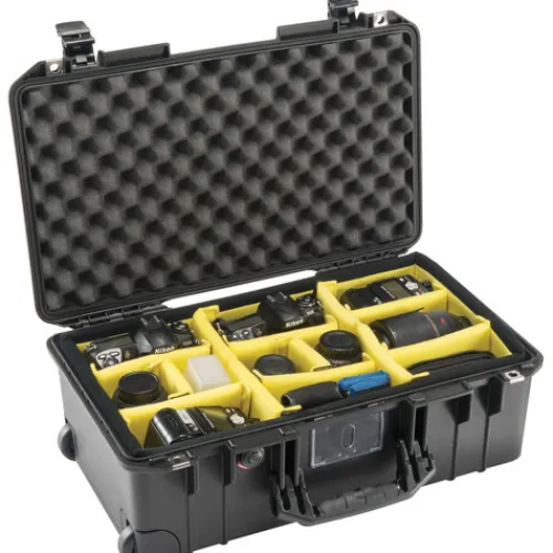 Pelican Rolling Cases|Hard Cases>1535 Medium Wheeled Air Case - With Dividers