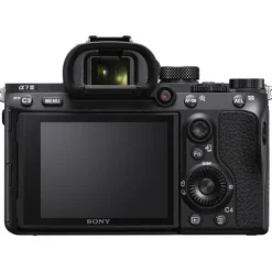 Sony Mirrorless Cameras>A7 III - Body Only