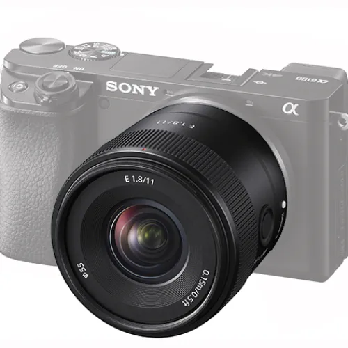 Sony Sony E-Mount>E 11mm f/1.8 Lens