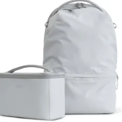 Urth Backpacks>Arkose 20L Backpack + Camera Insert (Ash Grey)