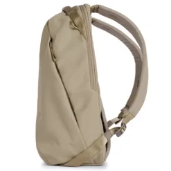 Urth Backpacks><noscript><img width=